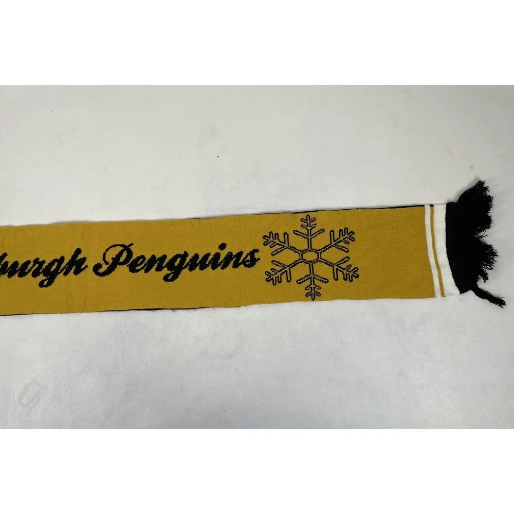 Pittsburgh Penguins Acrylic‎ Knit Double Sided Scarf Yellow Black